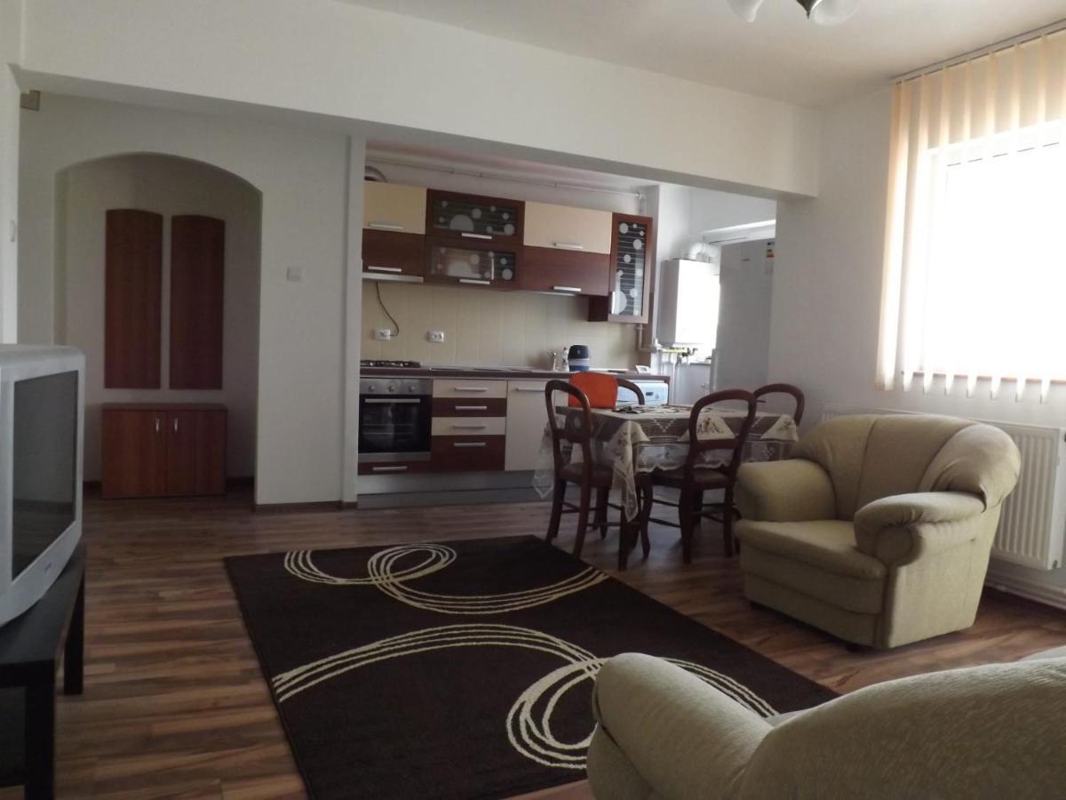 Mountain View Apartment Къмпулунг Екстериор снимка